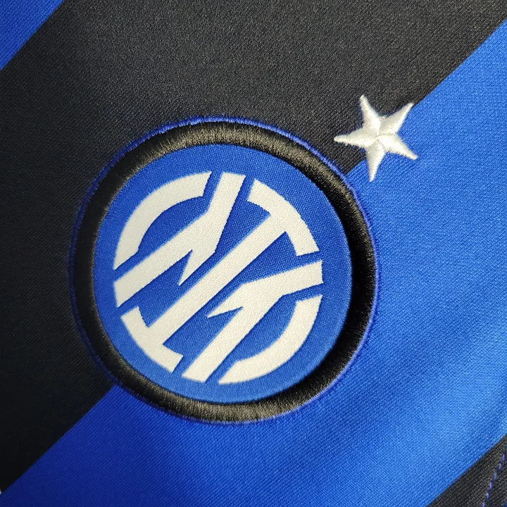 Maillot Inter Milan domicile 22/23 - détail logo et tissu