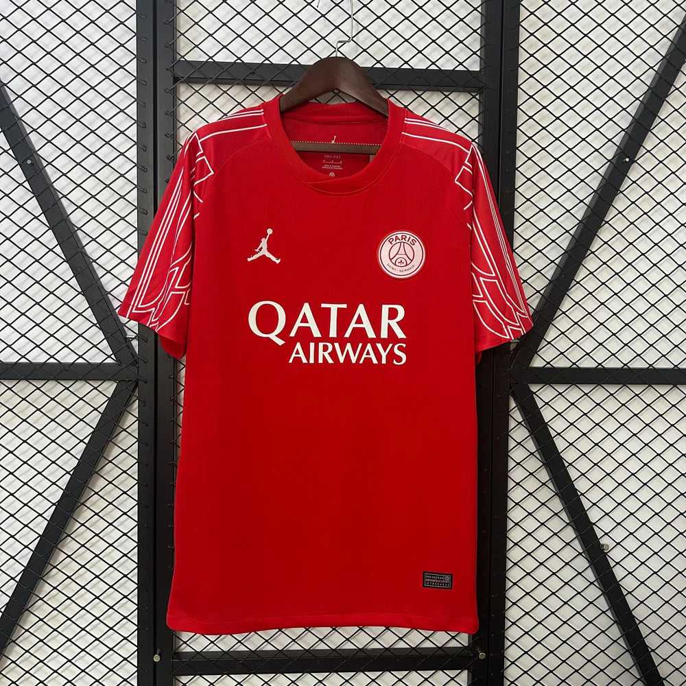 Maillot PSG rouge 2024-2025 édition spéciale avec logo Paris Saint-Germain
