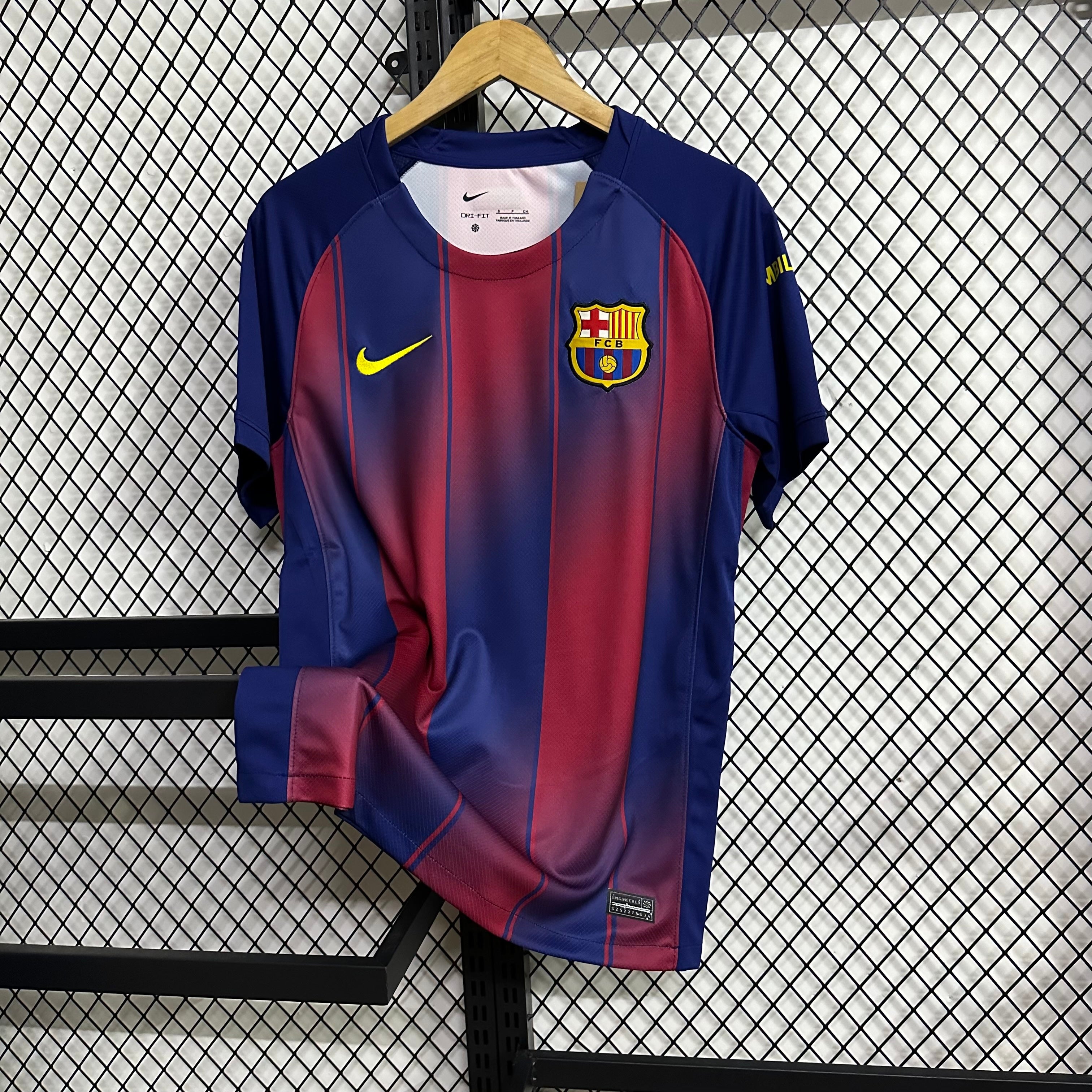 Maillot FC Barcelone domicile 24/25 bleu et grenat avec logo Barça