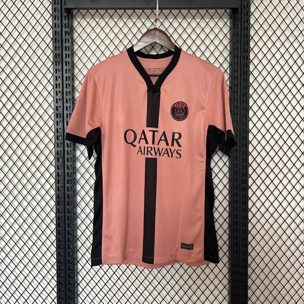 Maillot PSG rose 2024-2025 édition spéciale rose Paris Saint-Germain